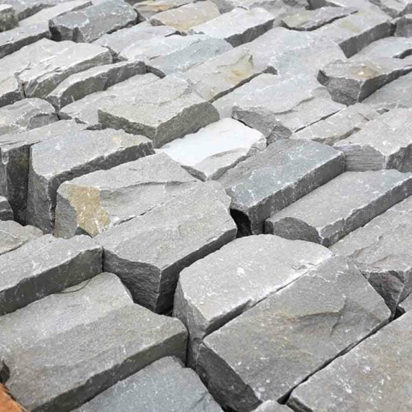 Kandla Grey Sandstone Cobbles – Hand Dressed 10X10