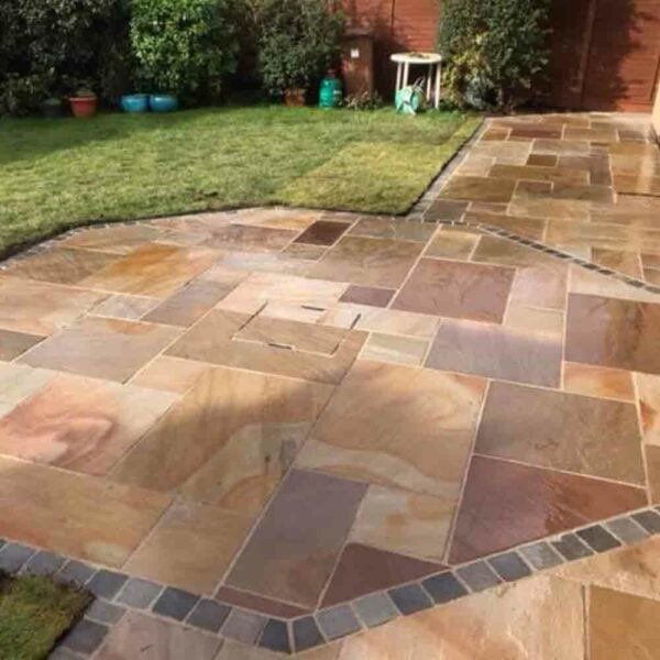 Kandla Grey Sandstone Cobbles 10cm x 10cm Packs - Image 13