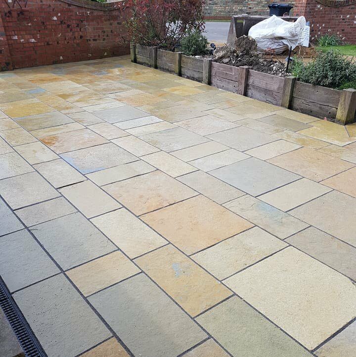 Yellow Limestone Paving Mick