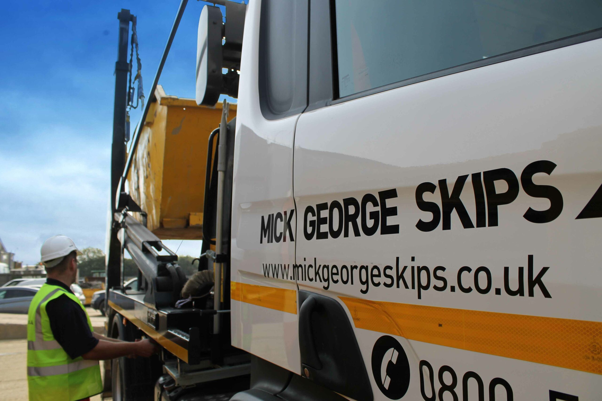 Skip Hire Leicester From £99 Next Day Delivery Mick