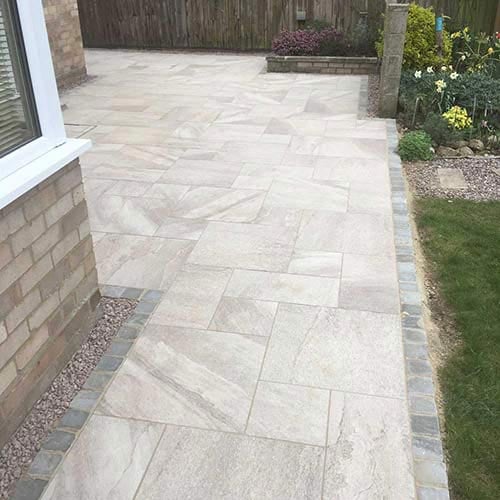 Paving Slabs in Cambridge Landscaping Mick