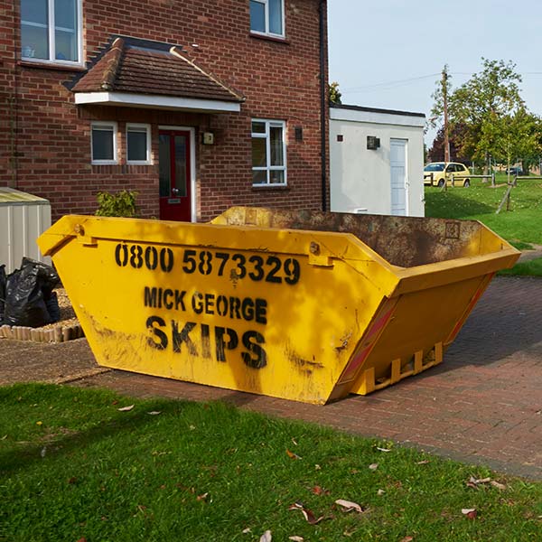 Hiring a skip Skip Hire Mick