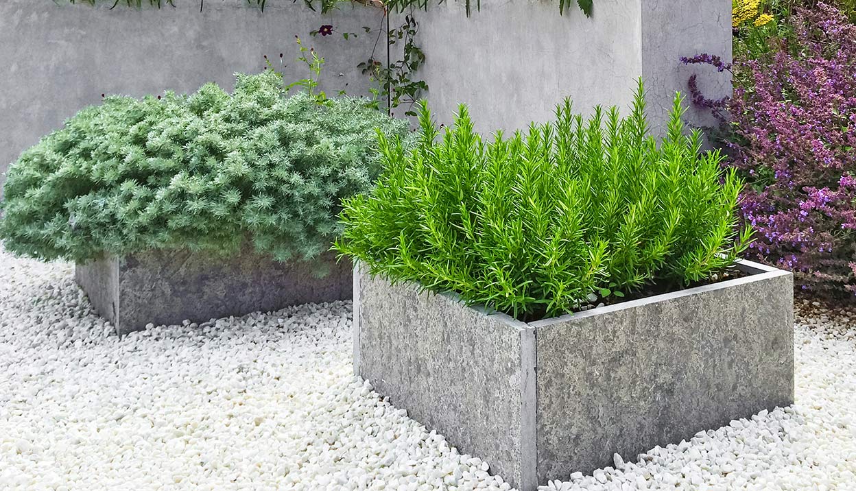 Cotswold Stone in Bushby Bulk Bags Mick