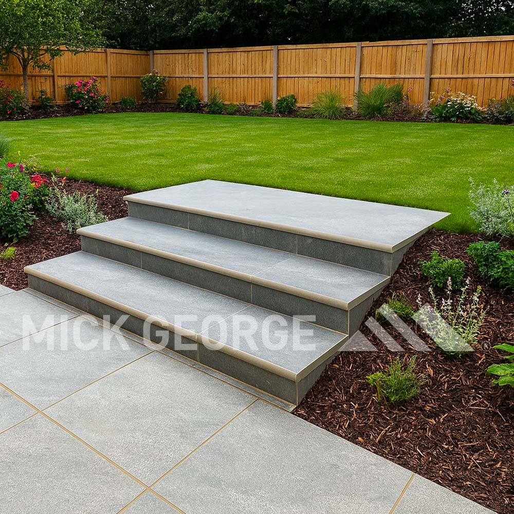Porcelain Bullnosed Steps