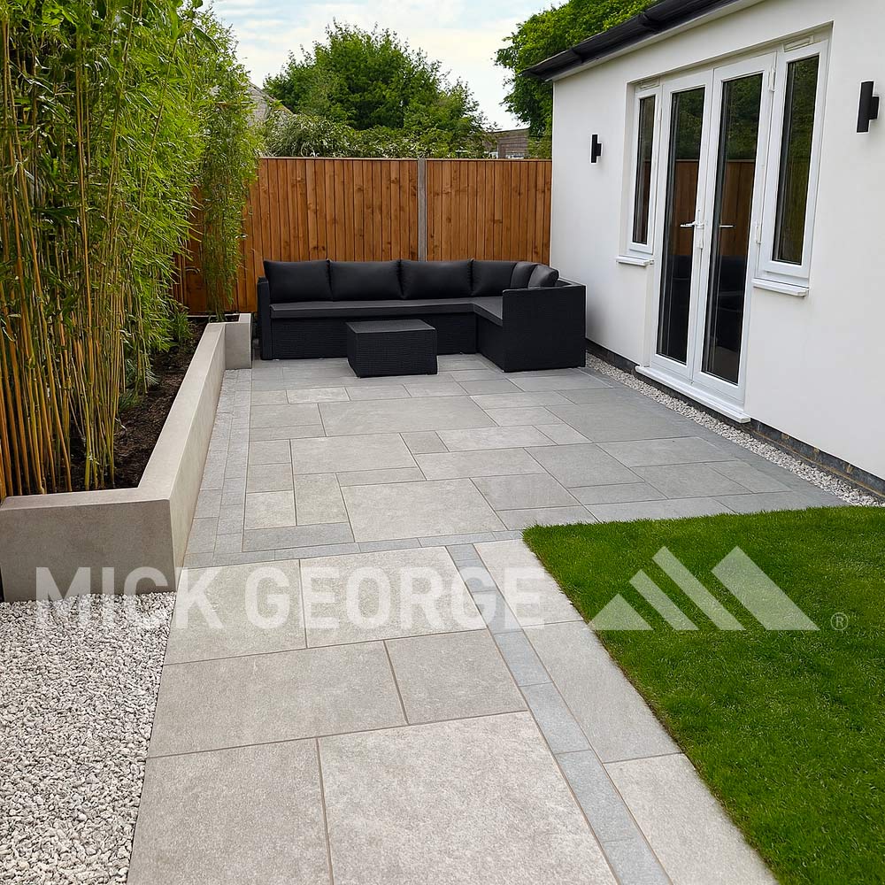 Masso Grey Porcelain Cobbles 20cm x 10cm
